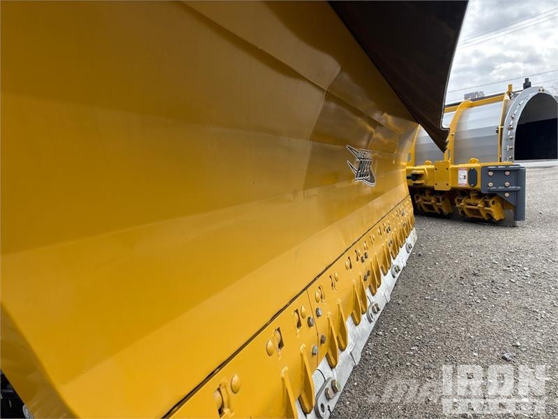 Freightliner 114SD 6x4 Snow Plow Truck (Unused) Forsvar/Miljø