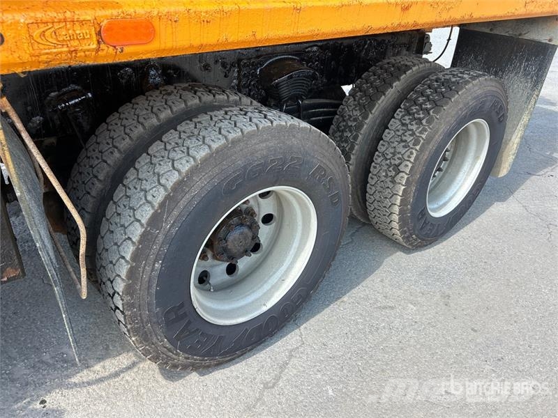 Freightliner 114SD 6x4 Snow Plow Truck مركبات الأغراض العامة