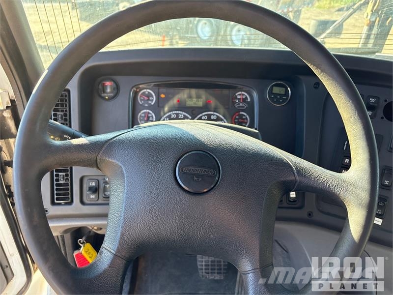 Freightliner 114SD 6x4 Snow Plow Truck Visuotinės / bendrosios paskirties automobiliai