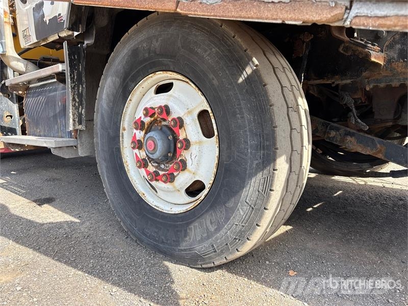 Freightliner 114SD 6x4 Snow Plow Truck 都市/通用型車輛
