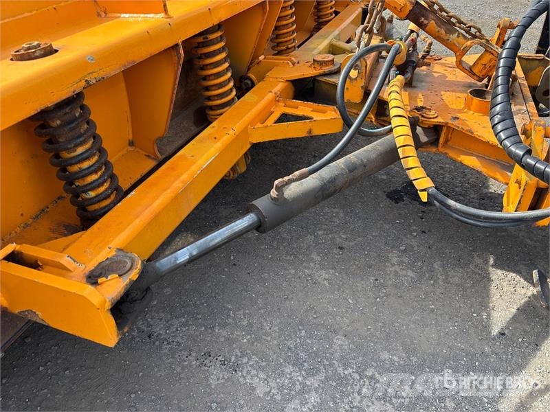Freightliner 114SD 6x4 Snow Plow Truck 都市/通用型車輛