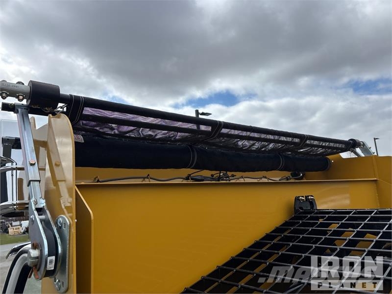 Freightliner 114SD 6x4 Snow Plow Truck (Unused) Forsvar/Miljø