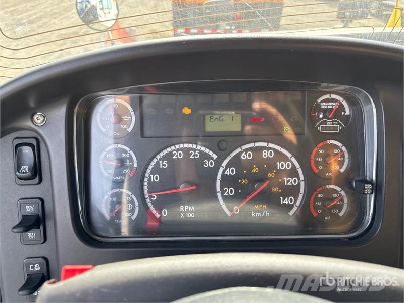 Freightliner 114SD 6x4 Snow Plow Truck 都市/通用型車輛
