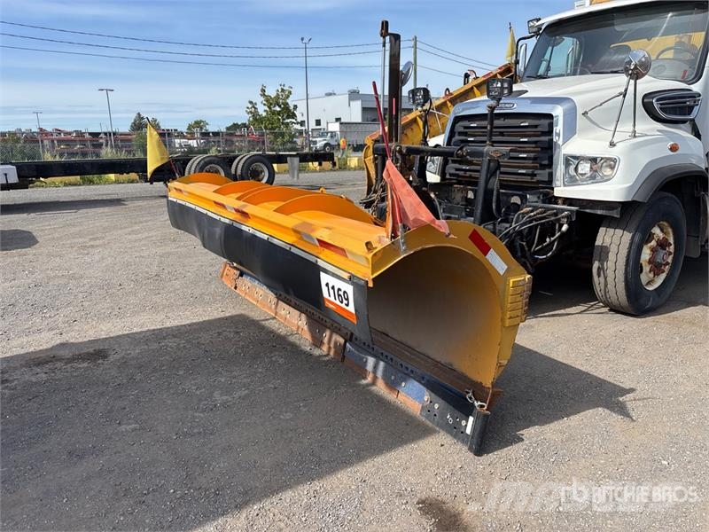 Freightliner 114SD 6x4 Snow Plow Truck 都市/通用型車輛