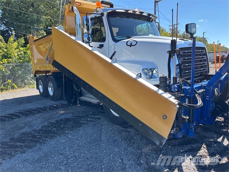 Freightliner 114SD 6x4 Snow Plow Truck (Unused) Forsvar/Miljø
