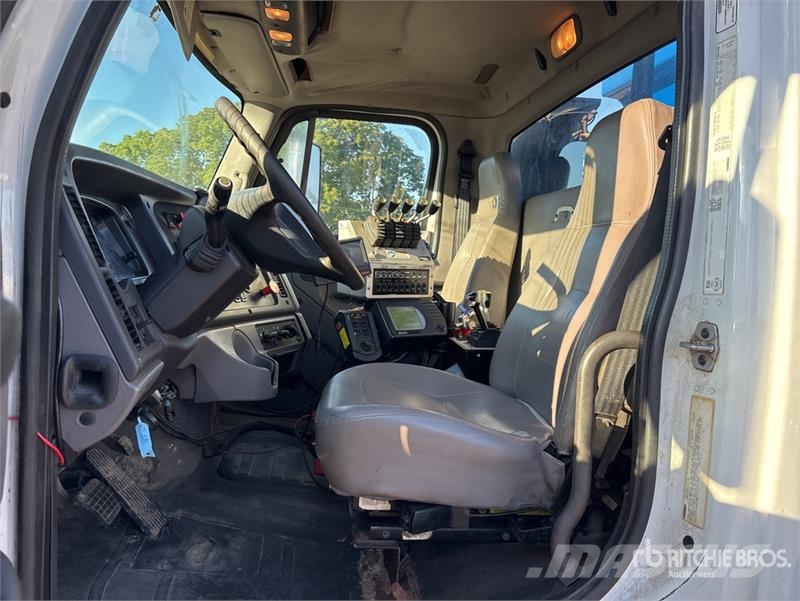 Freightliner 114SD 6x4 Snow Plow Truck Visuotinės / bendrosios paskirties automobiliai