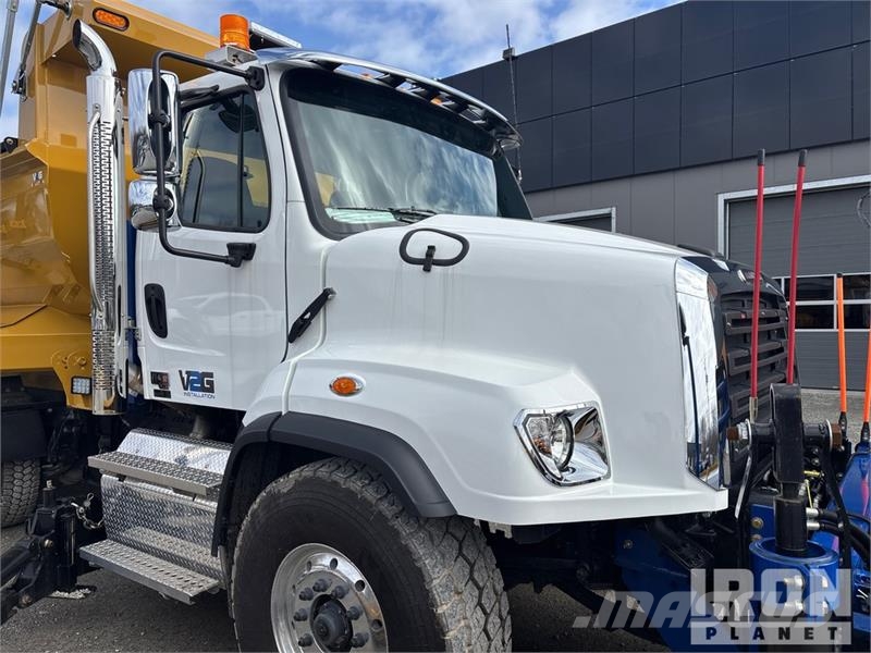 Freightliner 114SD 6x4 Snow Plow Truck (Unused) Forsvar/Miljø
