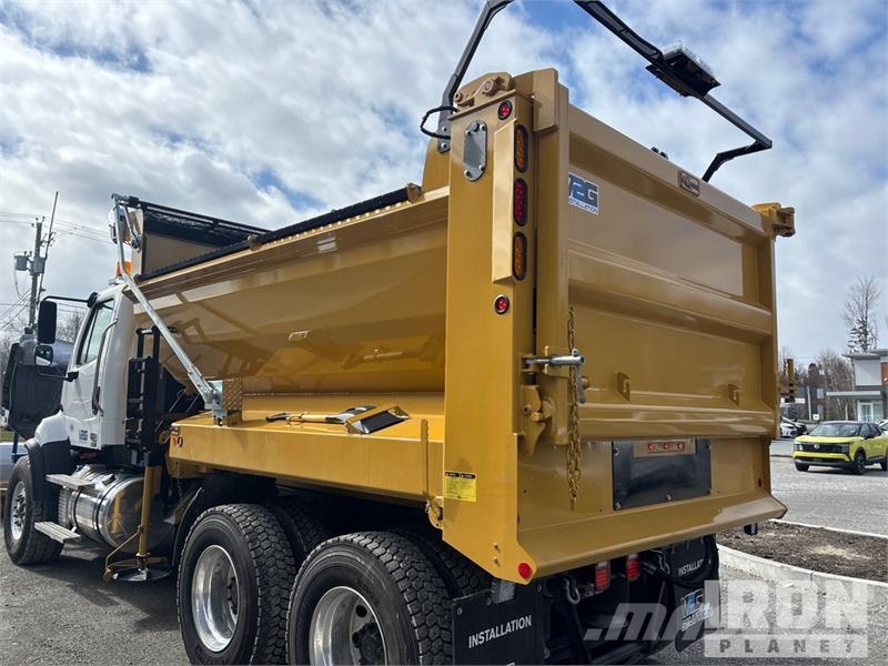 Freightliner 114SD 6x4 Snow Plow Truck (Unused) Forsvar/Miljø