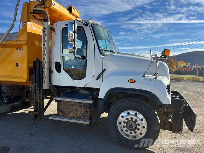 Freightliner 114SD 6x4 T/A Dump Truck Tippbil