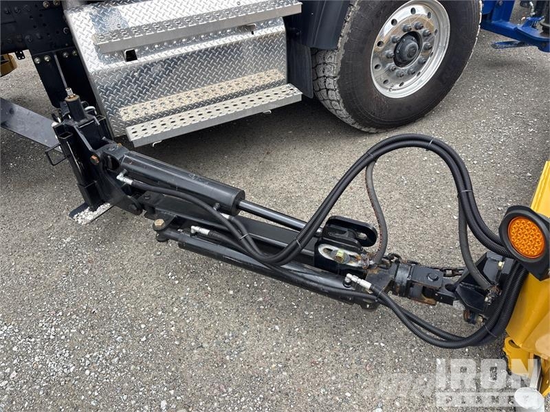 Freightliner 114SD 6x4 Snow Plow Truck (Unused) Forsvar/Miljø