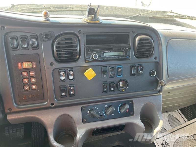 Freightliner 114SD 6x4 Rollback Truck Recovery vehicles