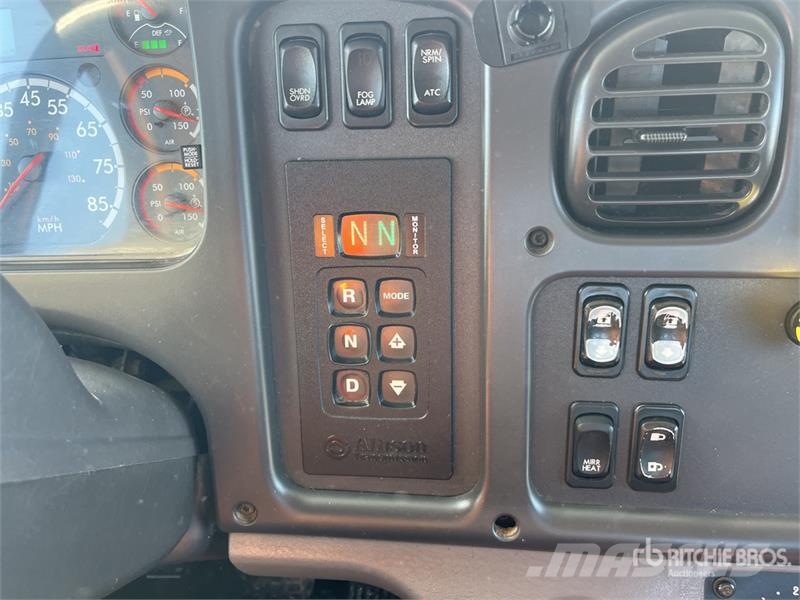 Freightliner 114SD 6x4 Rollback Truck Recovery vehicles