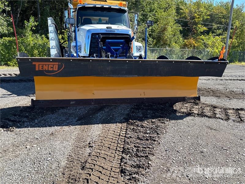 Freightliner 114SD 6x4 Snow Plow Truck (Unused) Forsvar/Miljø