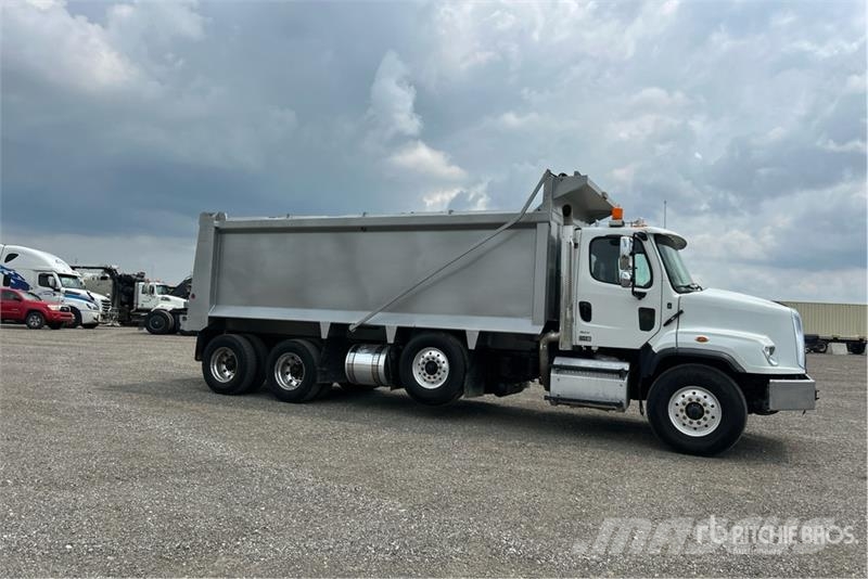 Freightliner 114SD 8x4 Tri/A Dump Truck Tipper trucks