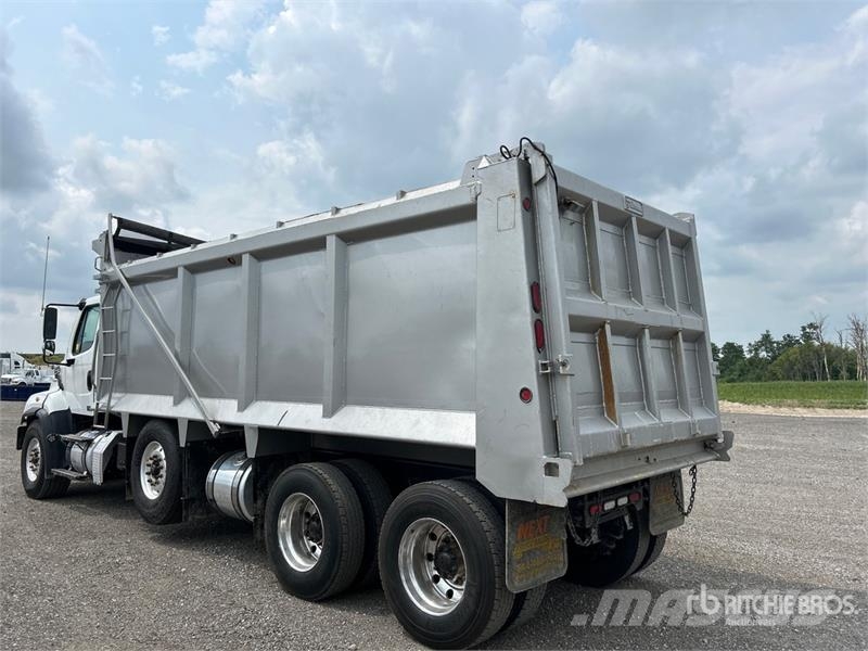 Freightliner 114SD 8x4 Tri/A Dump Truck Tipper trucks