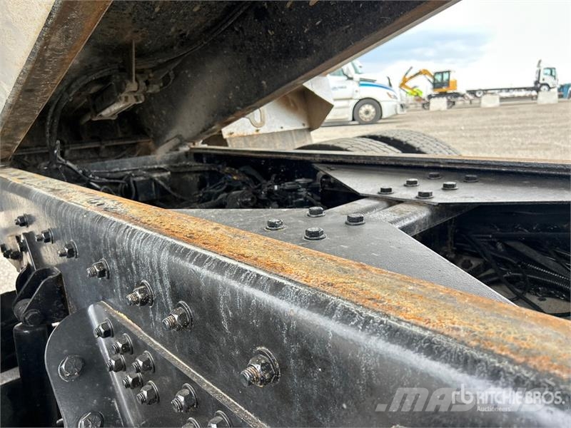 Freightliner 114SD 8x4 Tri/A Dump Truck Tipper trucks