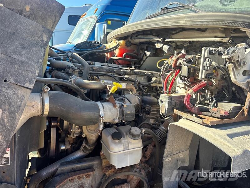 Freightliner 114SD 8x4 Flatbed Truck Kamioni sa otvorenim sandukom