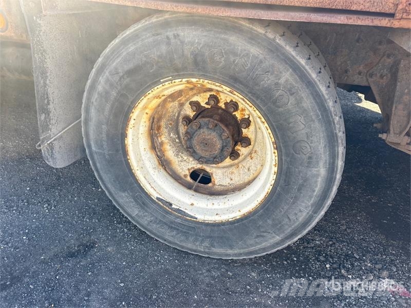 Freightliner 114SD 8x4 Flatbed Truck Kamioni sa otvorenim sandukom