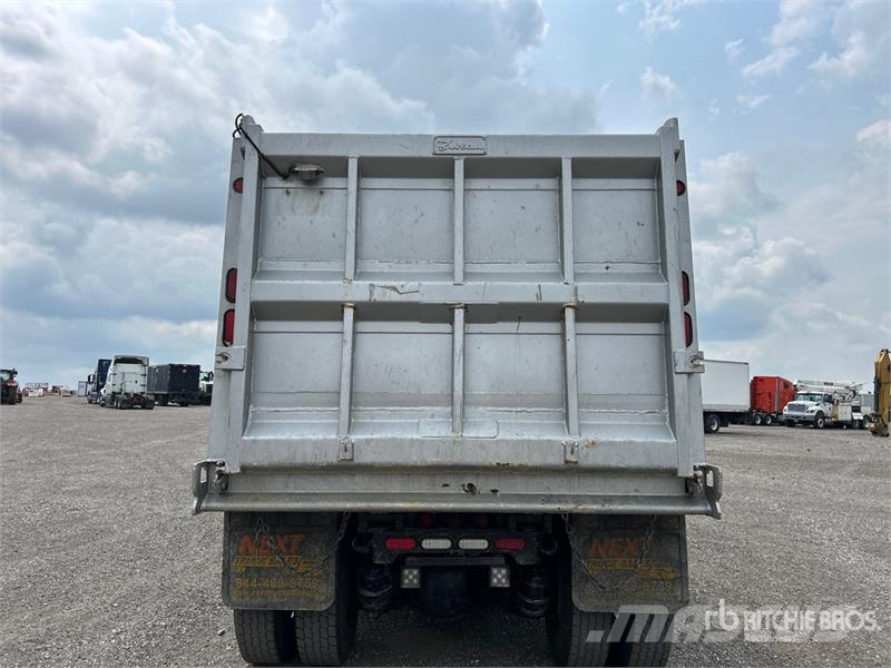 Freightliner 114SD 8x4 Tri/A Dump Truck Tipper trucks