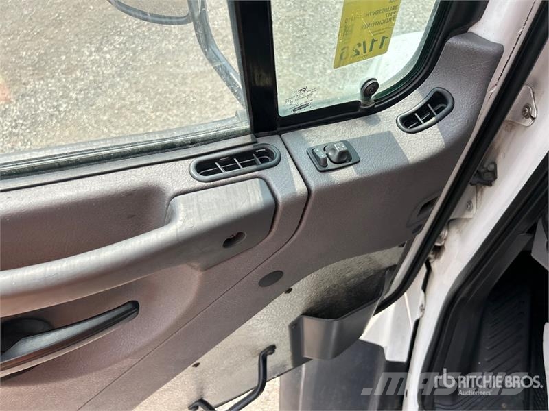 Freightliner 114SD 8x4 Tri/A Dump Truck Tipper trucks