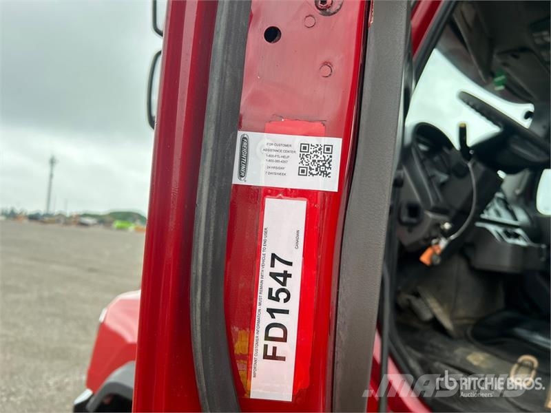 Freightliner 114SD 8x4 Twin-Steer T/A Dump Truck Tipper trucks