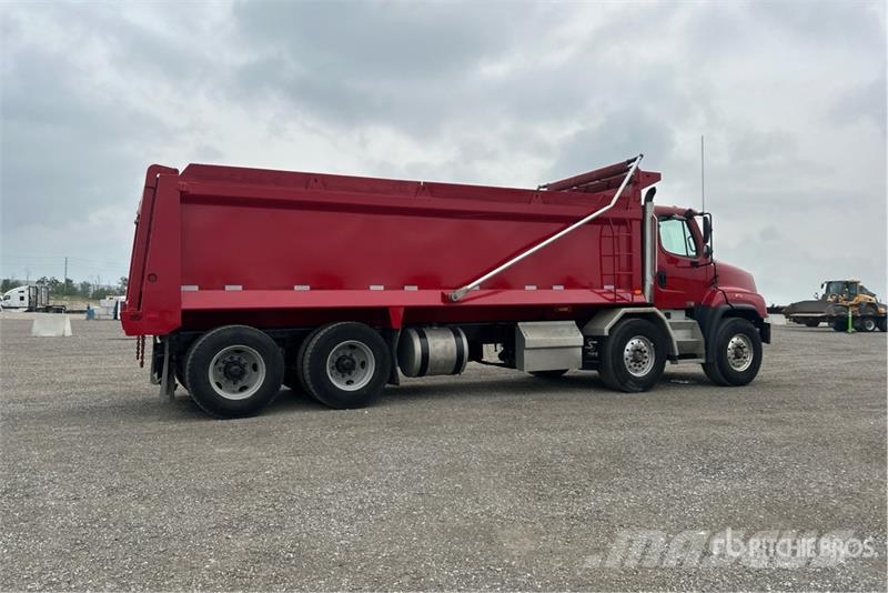 Freightliner 114SD 8x4 Twin-Steer T/A Dump Truck Tipper trucks