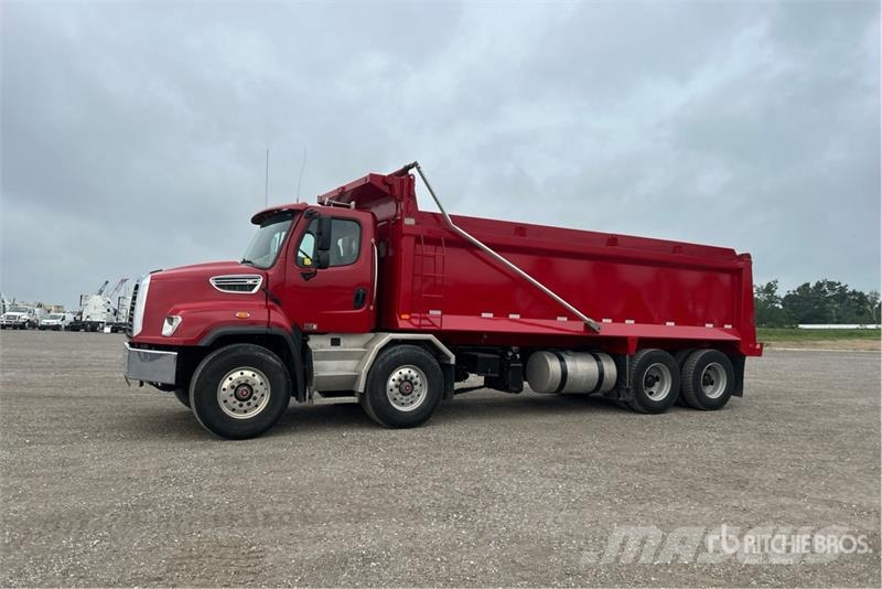 Freightliner 114SD 8x4 Twin-Steer T/A Dump Truck Tipper trucks