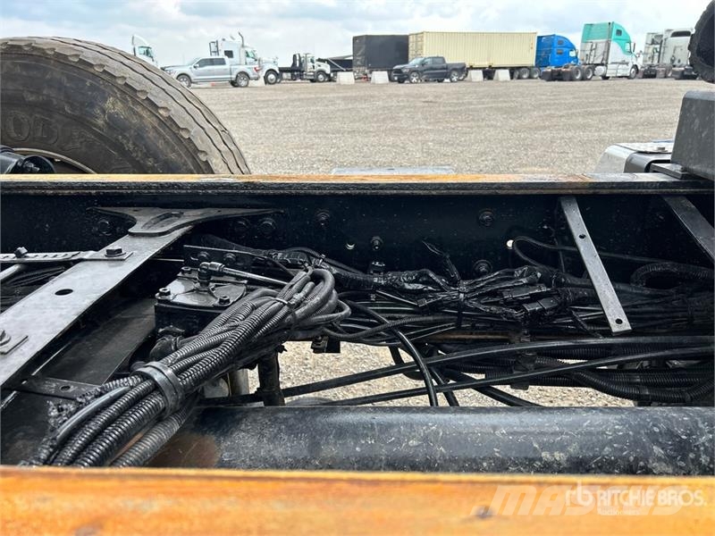 Freightliner 114SD 8x4 Tri/A Dump Truck Tipper trucks