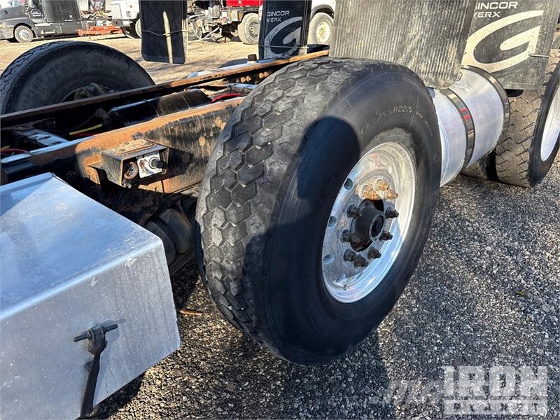 Freightliner 122SD 8x4 Tri/A Dump Truck Kipper