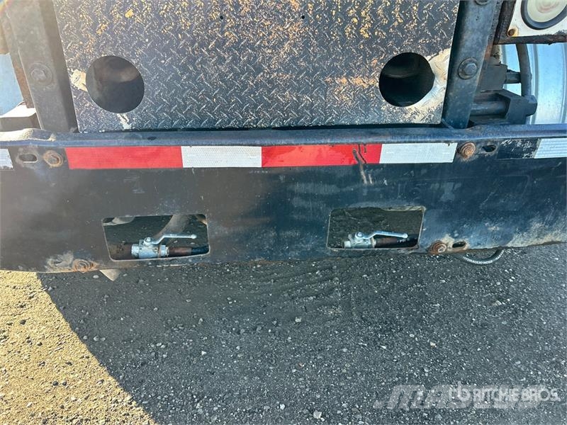 Freightliner 2105 on Freightliner FL80 6x4 Sewer Cleaner Truck Kolkenzuigers