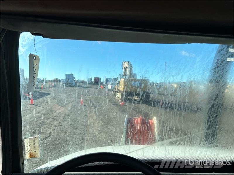 Freightliner 2105 on Freightliner FL80 6x4 Sewer Cleaner Truck Kolkenzuigers