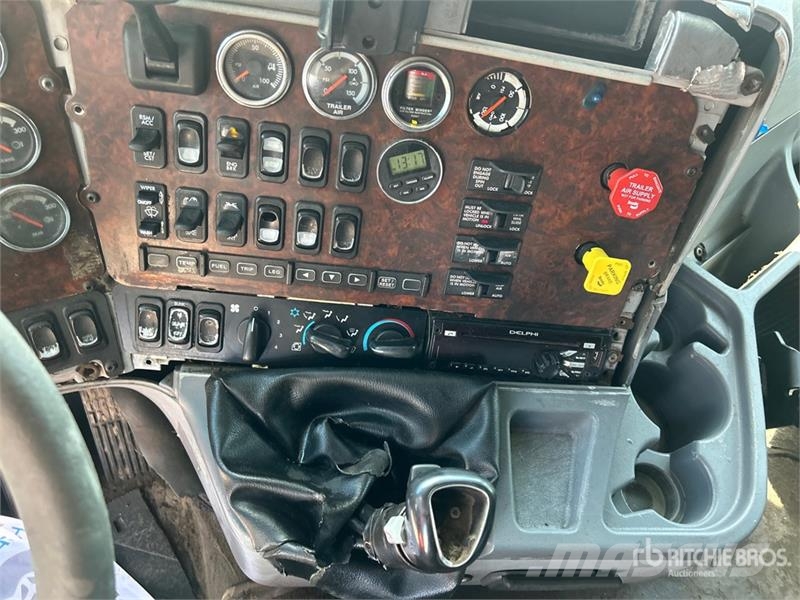 Freightliner Argosy Prime Movers