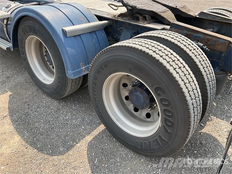 Freightliner Argosy Prime Movers