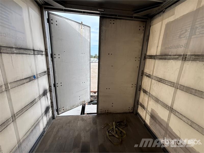 Freightliner Argosy Prime Movers