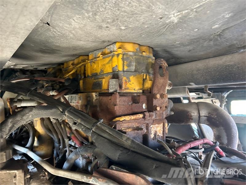 Freightliner Argosy وحدات الجر