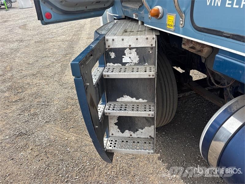 Freightliner Argosy Prime Movers
