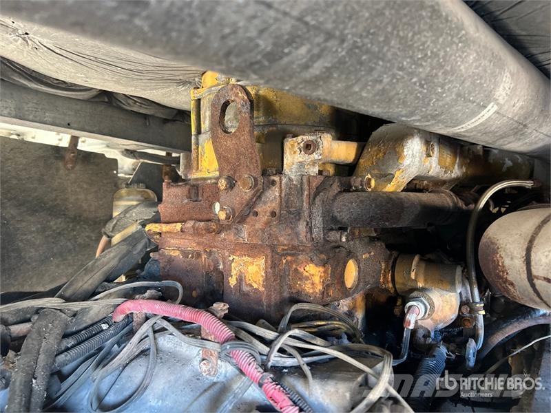 Freightliner Argosy وحدات الجر