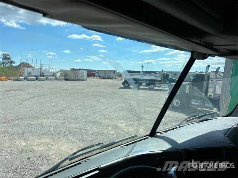 Freightliner Argosy Prime Movers