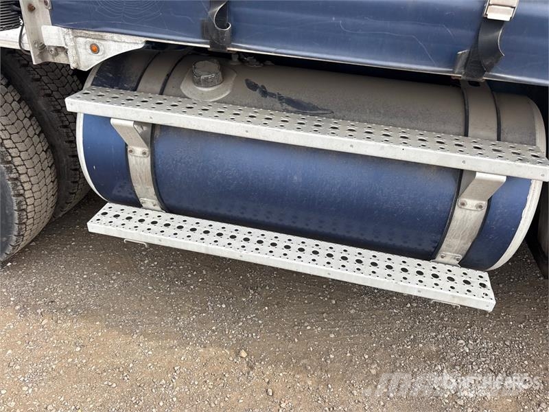 Freightliner Argosy Prime Movers