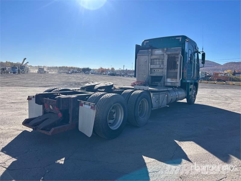 Freightliner Argosy وحدات الجر