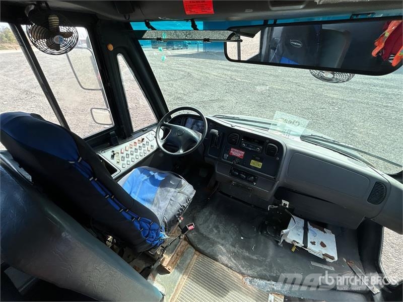 Freightliner B2 Mini buses