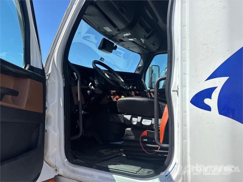 Freightliner Cascadia 126 Naudoti vilkikai