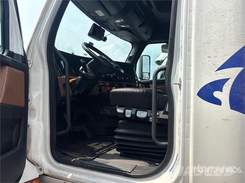 Freightliner Cascadia 126 Naudoti vilkikai