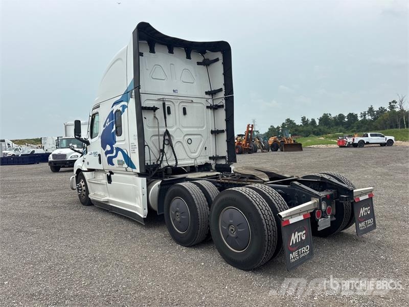 Freightliner Cascadia 126 Naudoti vilkikai