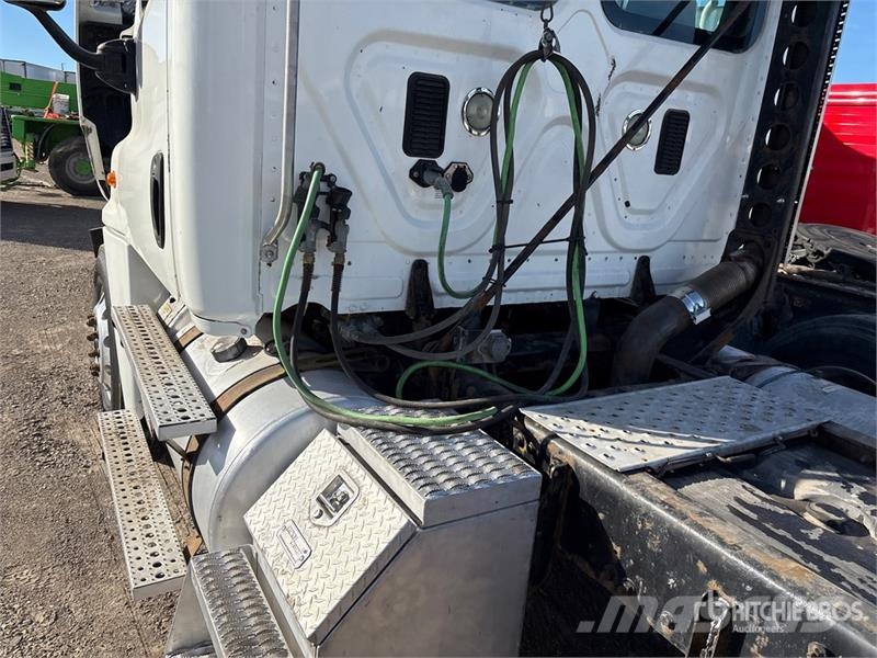 Freightliner Cascadia 125 Τράκτορες