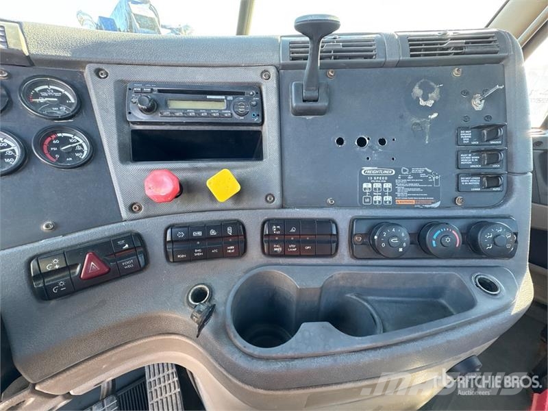 Freightliner Cascadia 125 Тягачі