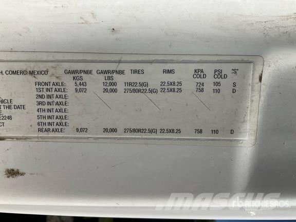 Freightliner Cascadia 125 وحدات الجر