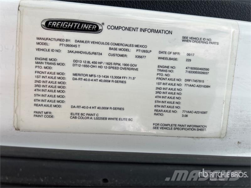Freightliner Cascadia 126 6x4 T/A Sleeper Truck Tractor Motrici e Trattori Stradali
