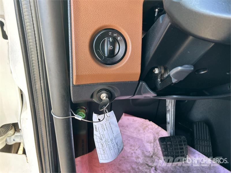 Freightliner Cascadia 126 6x4 T/A Sleeper Truck Tractor Седельные тягачи