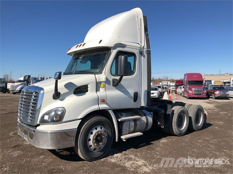 Freightliner Cascadia 113 Tracteur routier